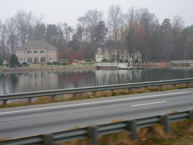 Domy nad Lake Norman, koło Charlotte, NC