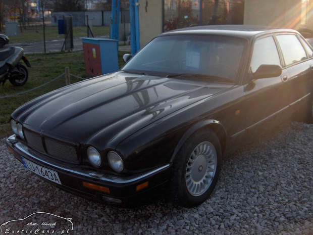 Jaguar XJR