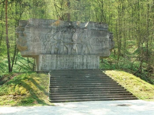 Rąblów - pomnik partyzantów