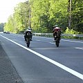 Od lewej Pablo dzisiejszy faworyt jazdy na jednym kole oraz Kiesiu na swoim czerwonym rumaku tylko 180 koni #motocykle #rzeszów