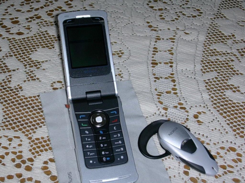 Nokia N90 + słuchawka bluetooth Nokia HDW-3