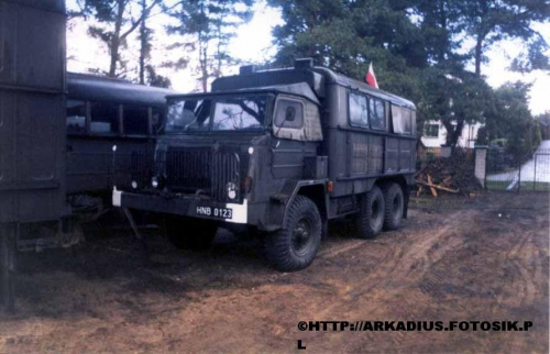 Dane taktyczne-techniczne
Przeznaczenie: samochód ciężarowy, terenowy
Liczba miejsc w kabinie: 2
Układ jezdny: 6x6
Masa własna: 5800 kg
Ładowność maksymalna: 4000 kg (w terenie 2500 kg)
Długość: 6,594 m
Szerokość: 2,4 m
Wysokość: 2,875 m
Prześwit: 0,29...