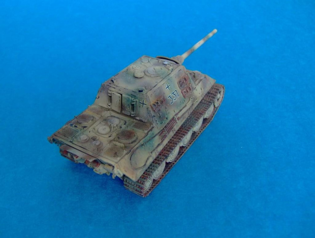 Jagdtiger 1:72 by Gulumik