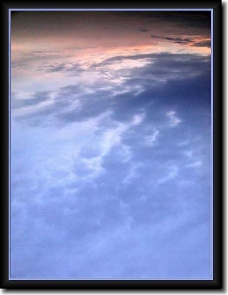 #kosmos #niebo #widok #chmurki #chmury #MirosławJupowicz #kolor #niebieski
