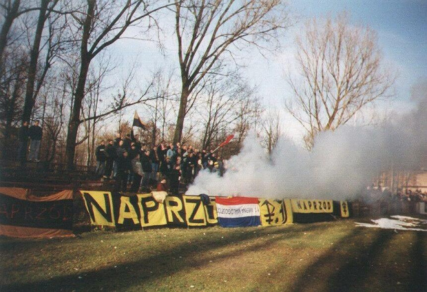 NAPRZÓD JĘDRZEJÓW - WIsla Sandomierz 2002r.