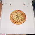 Pizza wert 3.70 w Holandii