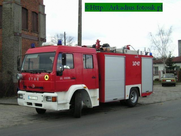 samochód ratowniczo-gaśniczy STAR 12-227 z zabudową SHL Kielce, będący na wyposażeniu Wojskowego pododzialu Strazy Pożarnej
----------
fot JAN WOTA